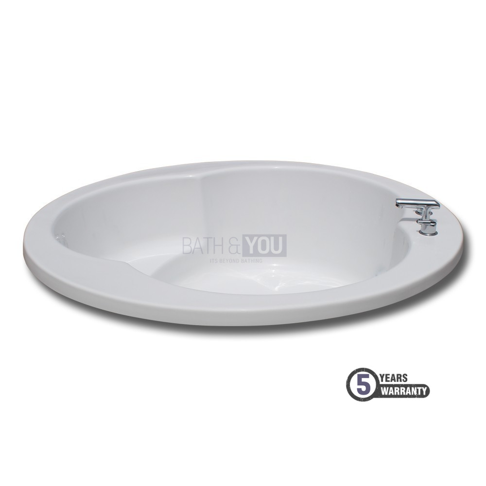 Iva Round soaking Bathtub at best in India