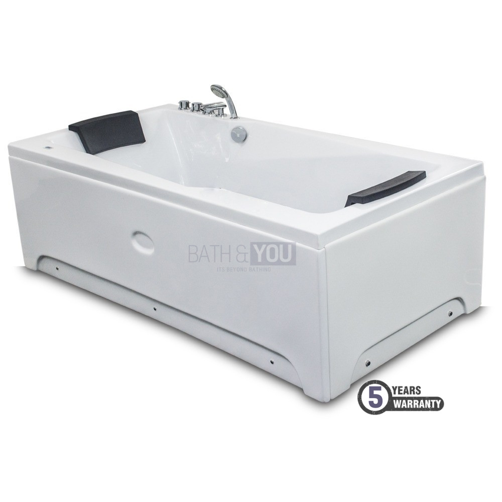 Lanzo Soaking Bathtub Price in India
